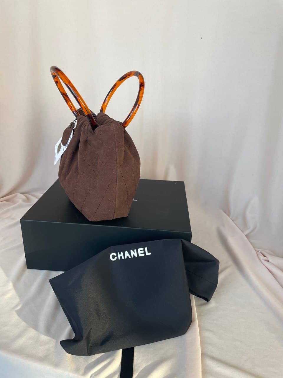 Жіноча сумка Chanel 16x18 — Фото 7 з 7