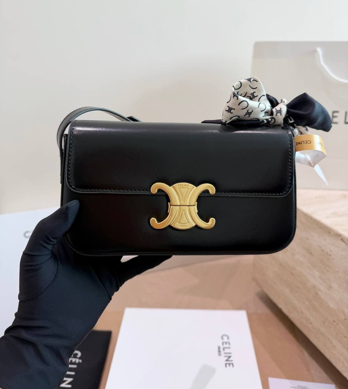 Жіноча сумка Celine Triomphe 21см.