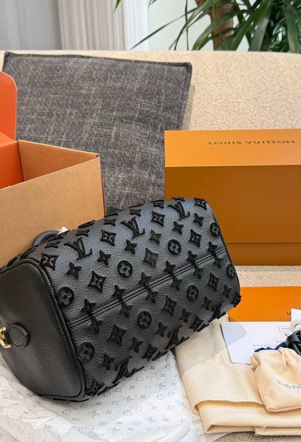 Жіноча сумка Louis Vuitton 25 см. — Фото 6 з 8