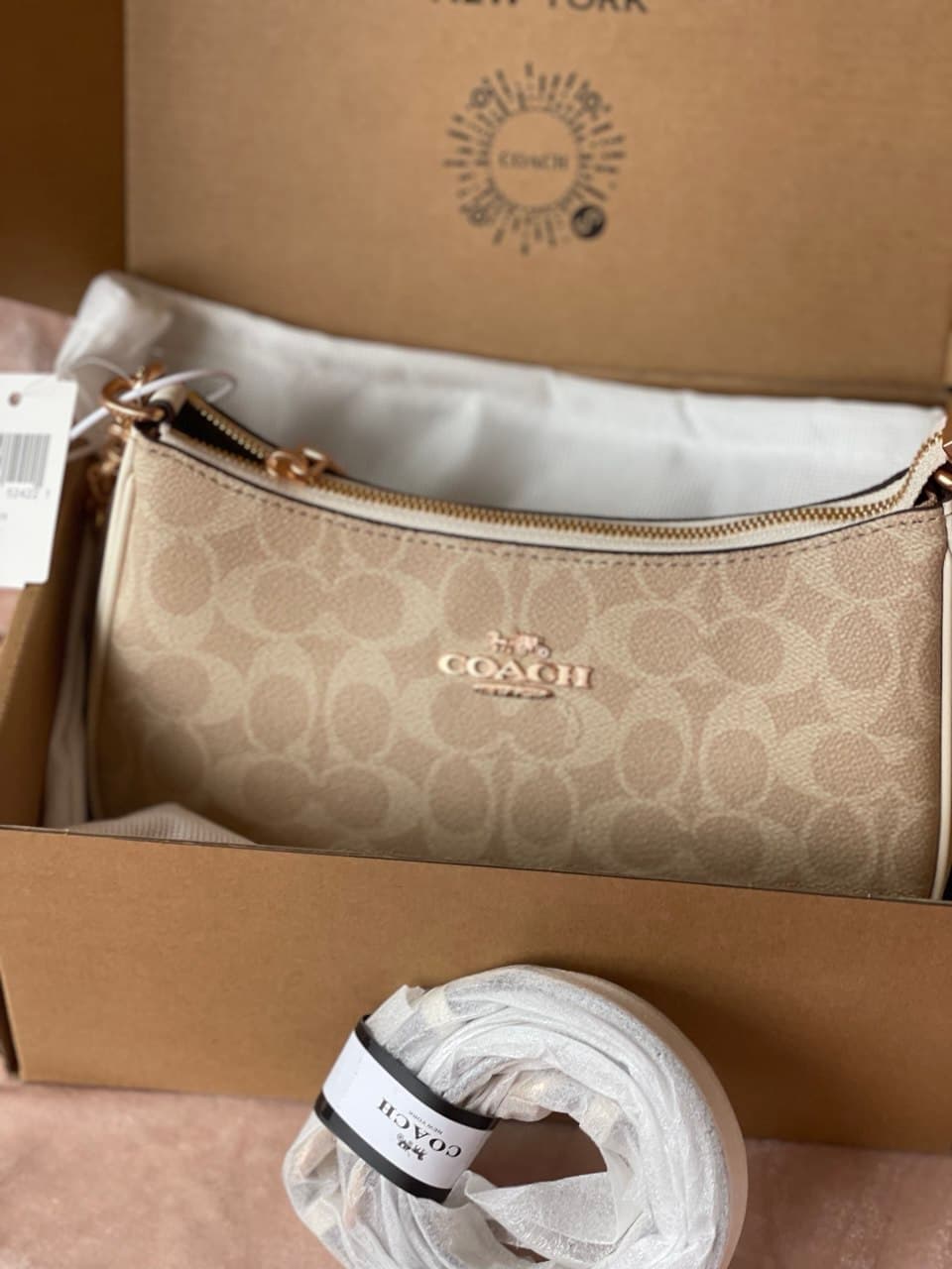 Сумка Coach Teri 25 cм — Фото 2 з 9