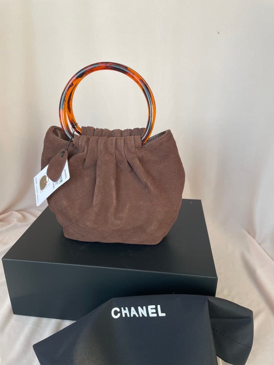 Жіноча сумка Chanel 16x18 — Фото 3 з 7