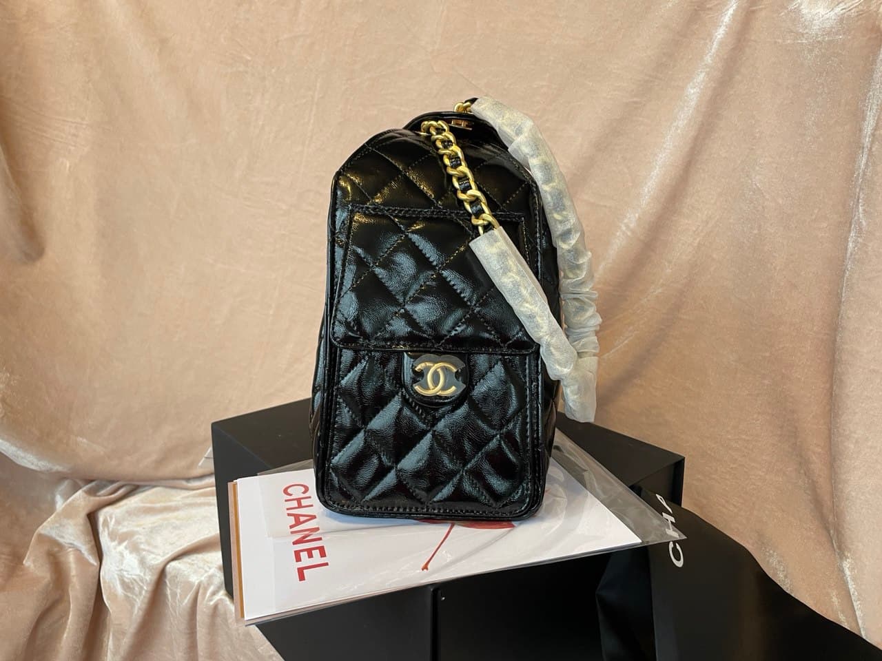 Жіноча сумка Chanel hobo. — Фото 4 з 9